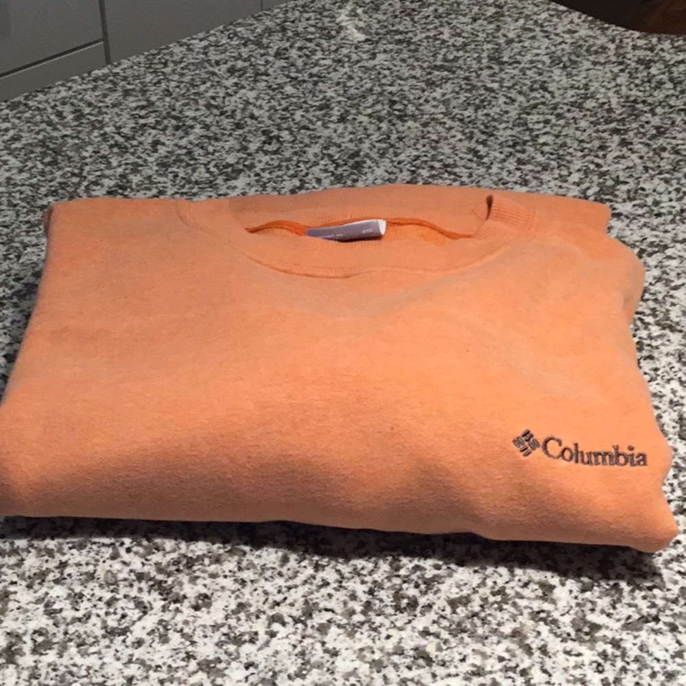 Columbia sweatshirt